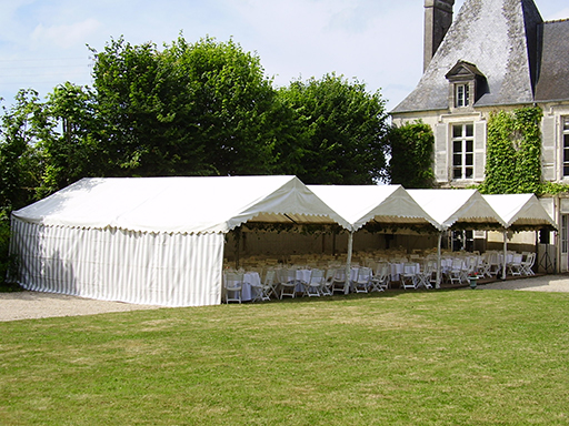 chapiteaux-manoir-jardin